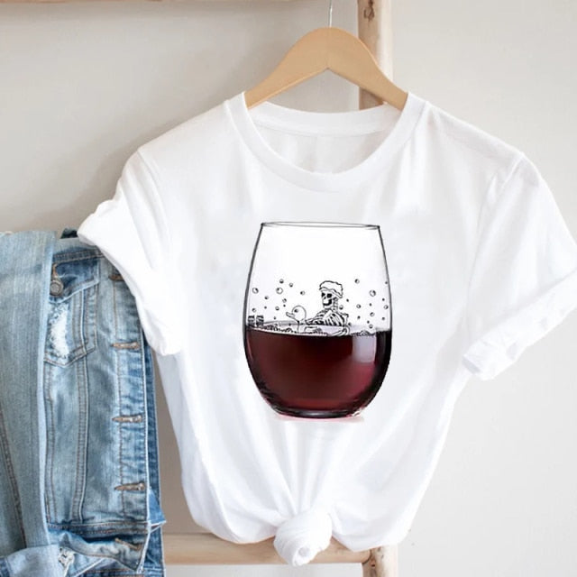 Wine Lady Short Sleeve Casual Fashion Graphic T-shirt