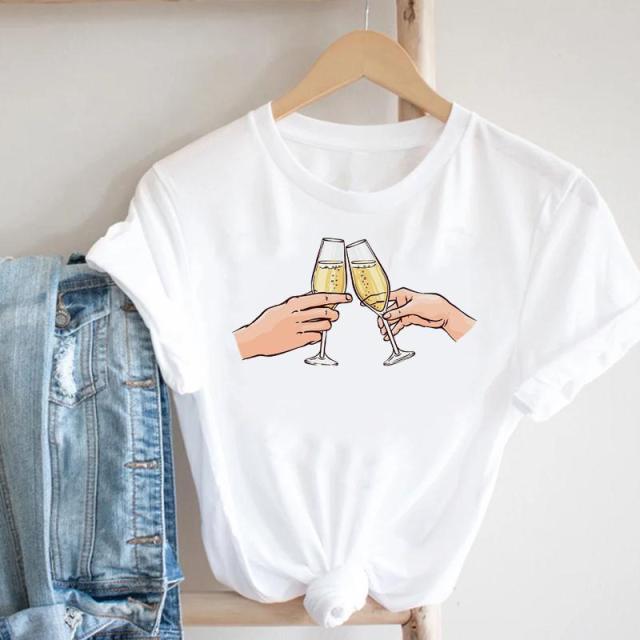 Wine Lady Short Sleeve Casual Fashion Graphic T-shirt