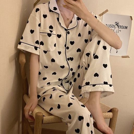 Elegant 2 Piece Heart-Printed Pajama Set